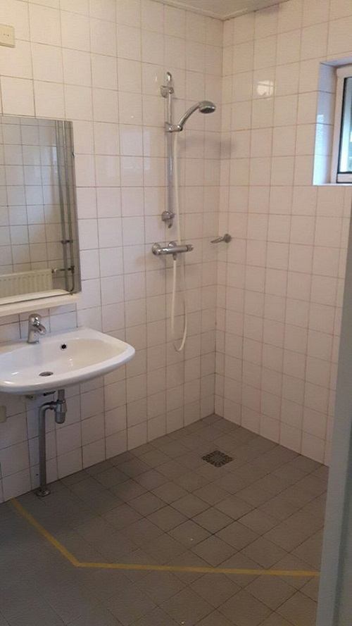 Foto van voor de realisatie van Beton Ciré wanden Foto van voor de realisatie van Beton Ciré wanden