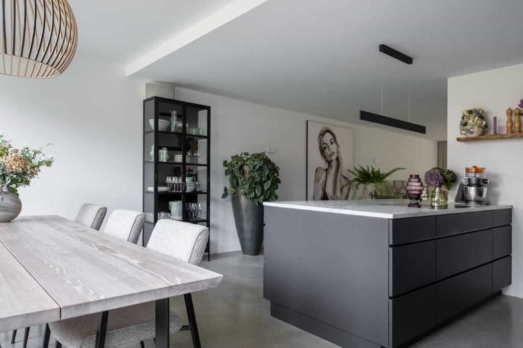 Gevlinderde betonvloer in Oss