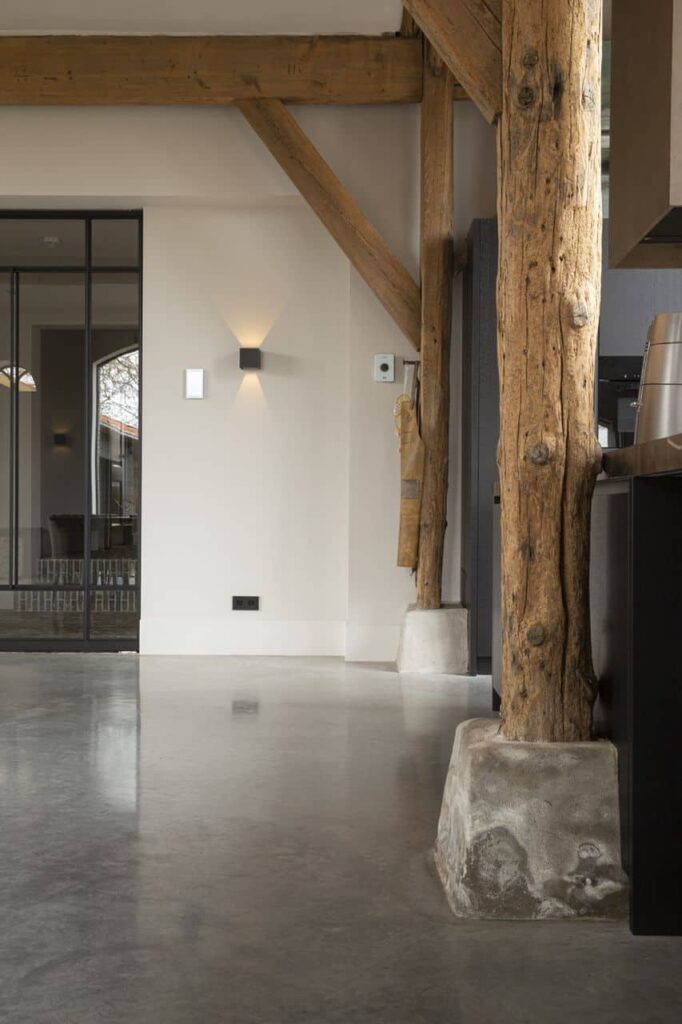 Gevlinderde woonbeton vloer in Ochten