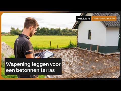 Wapening leggen voor een betonnen terras
