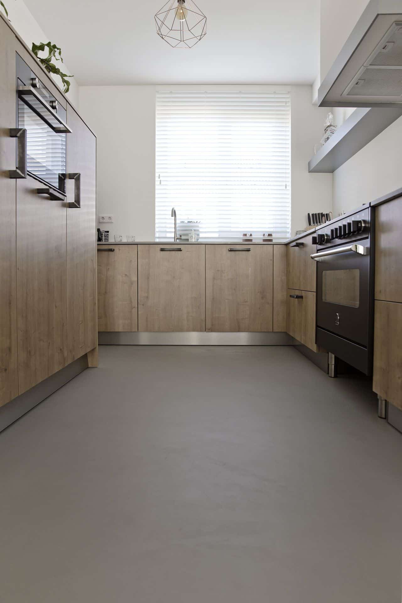 betonlook keuken, keuken betonlook vloer
