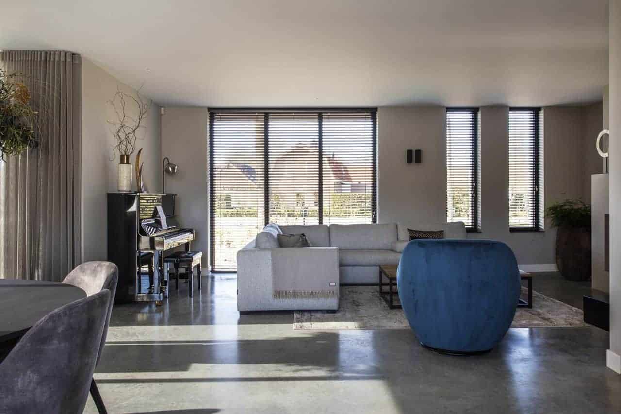 gevlinderde betonvloer, woonbeton, betonvloer, betonnen vloer