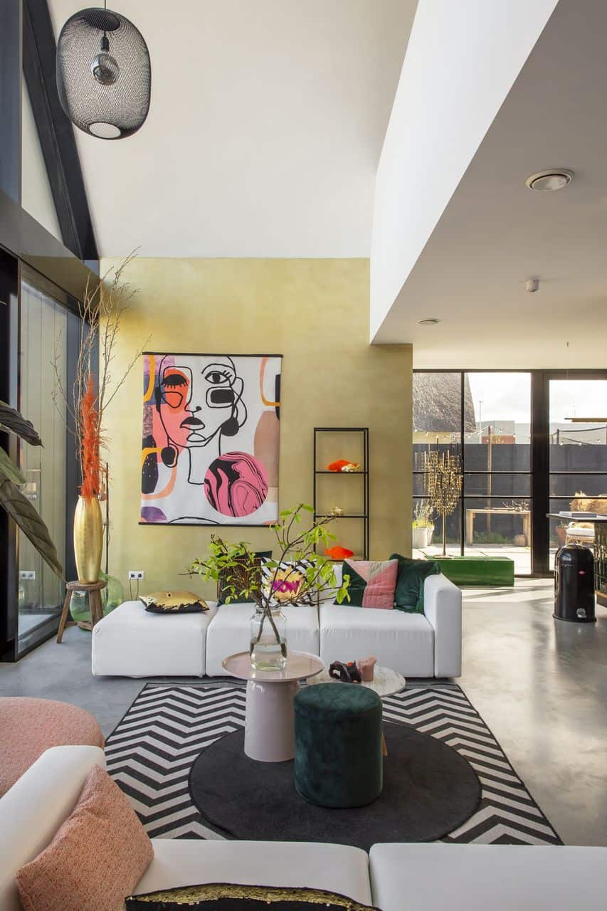 gevlinderde betonvloer woonkamer, woonbeton woonkamer, beton woonkamer Ressen