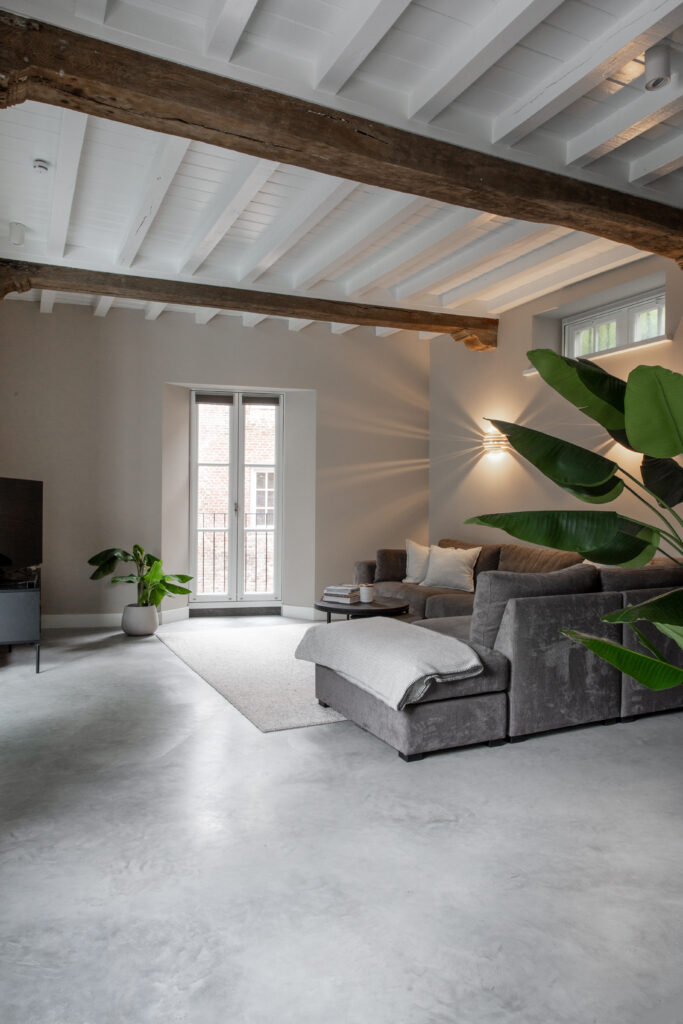 Gevlinderde betonvloer in Den Bosch 17