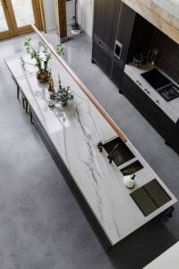 Gevlinderde woonbeton vloer keuken in Oss