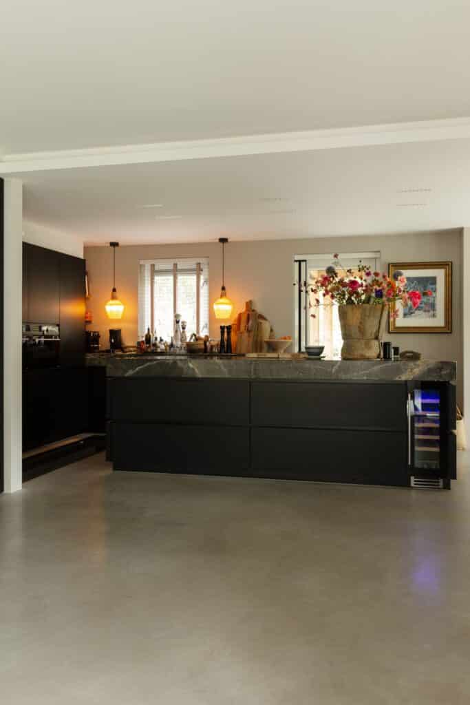 Gevlinderde woonbetonvloer terras Eerbeek 20 resultaat