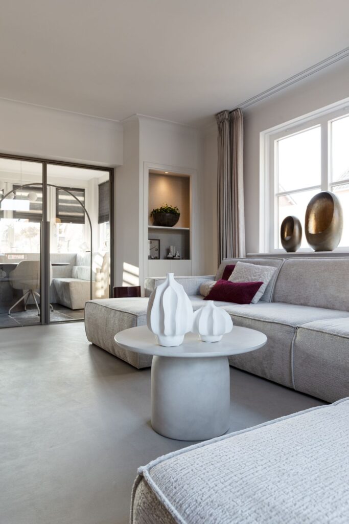 lavasteen gietvloer woonkamer