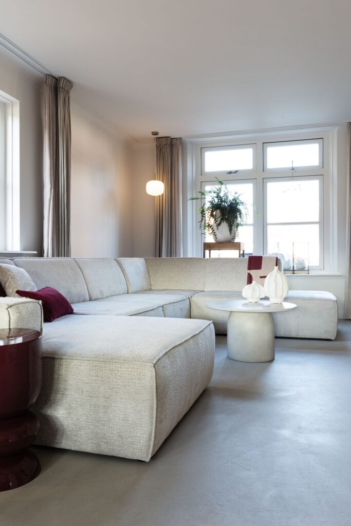 lavasteen gietvloer woonkamer