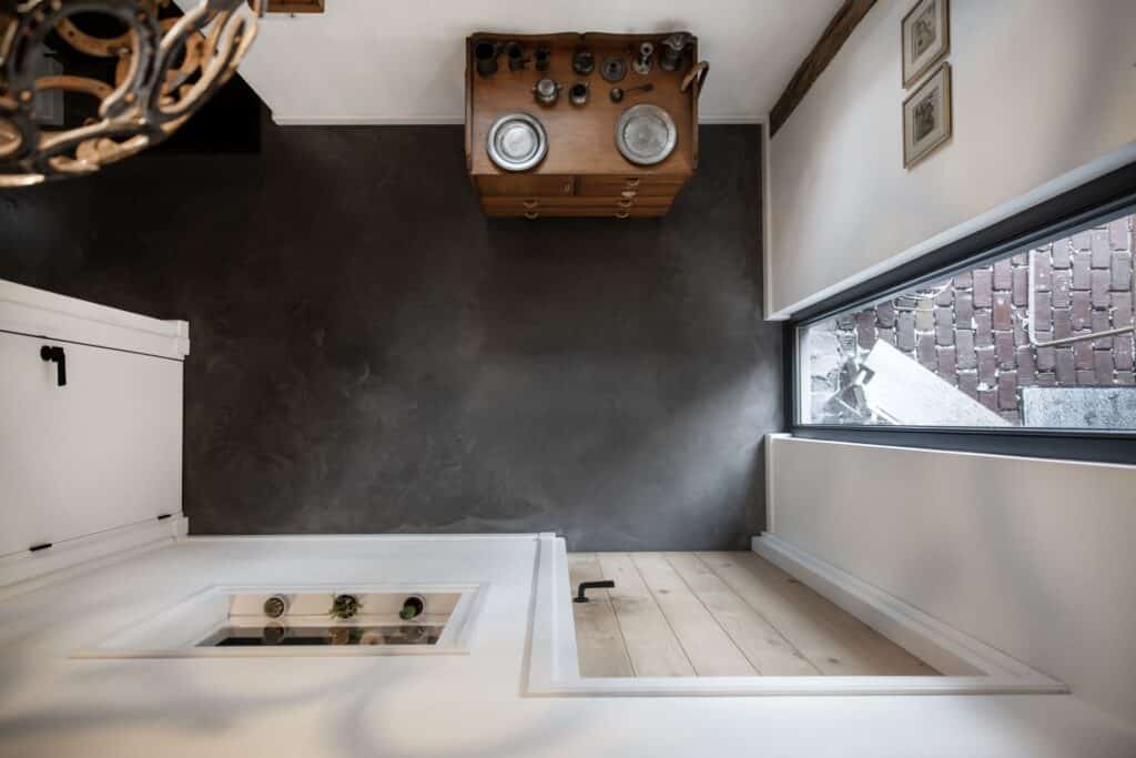 Gevlinderde betonvloer van bovenaf