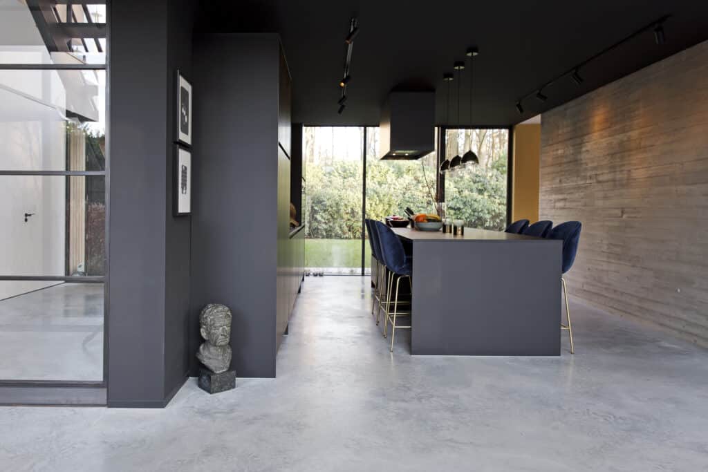 Gevlinderde betonvloer in Huizen