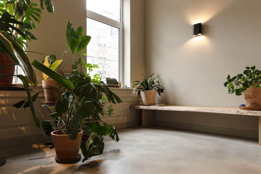 gevlinderde woonbetonvloer praktijkruimte