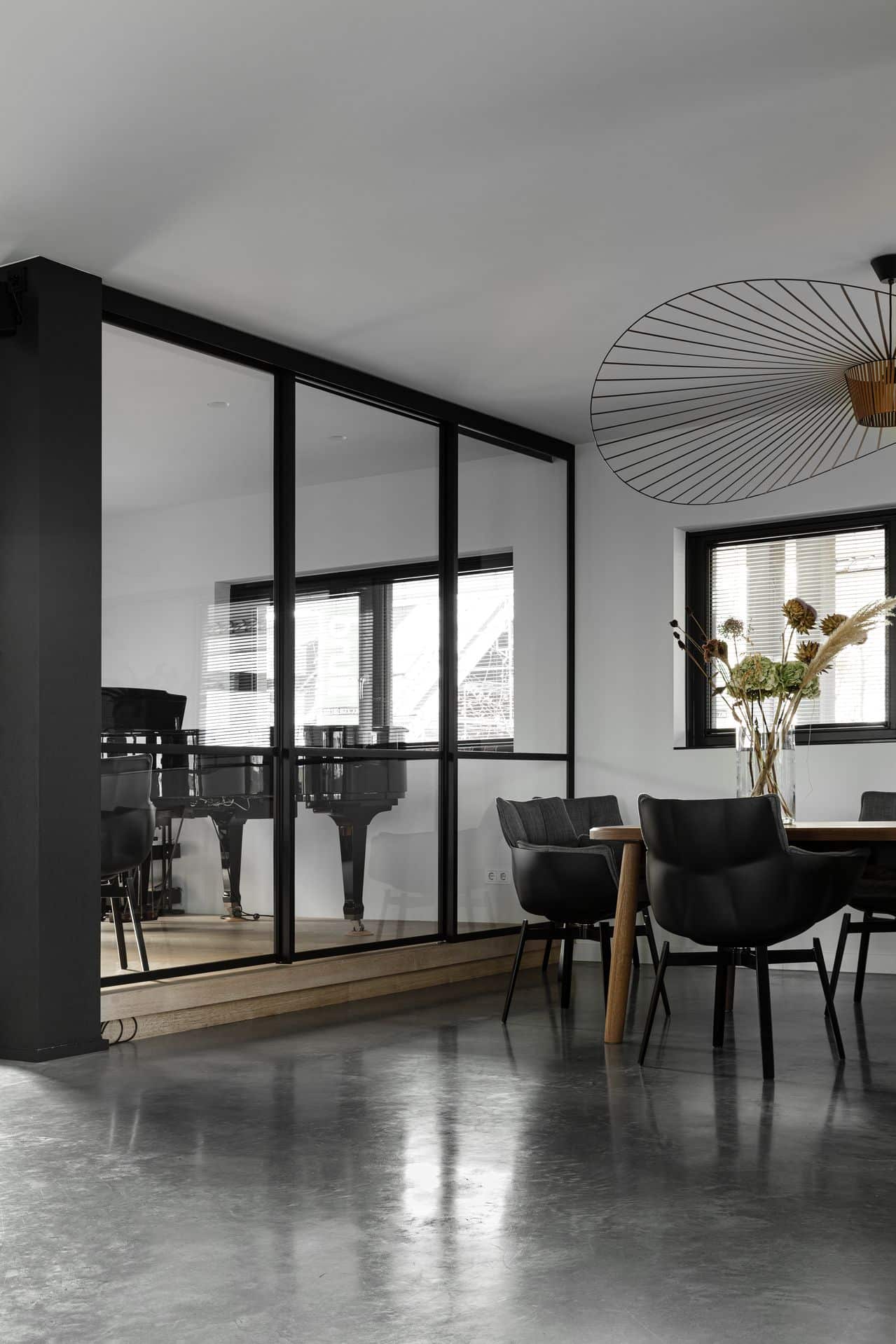 gevlinderde betonvloer en beton cire wanden bunschoten spakenburg