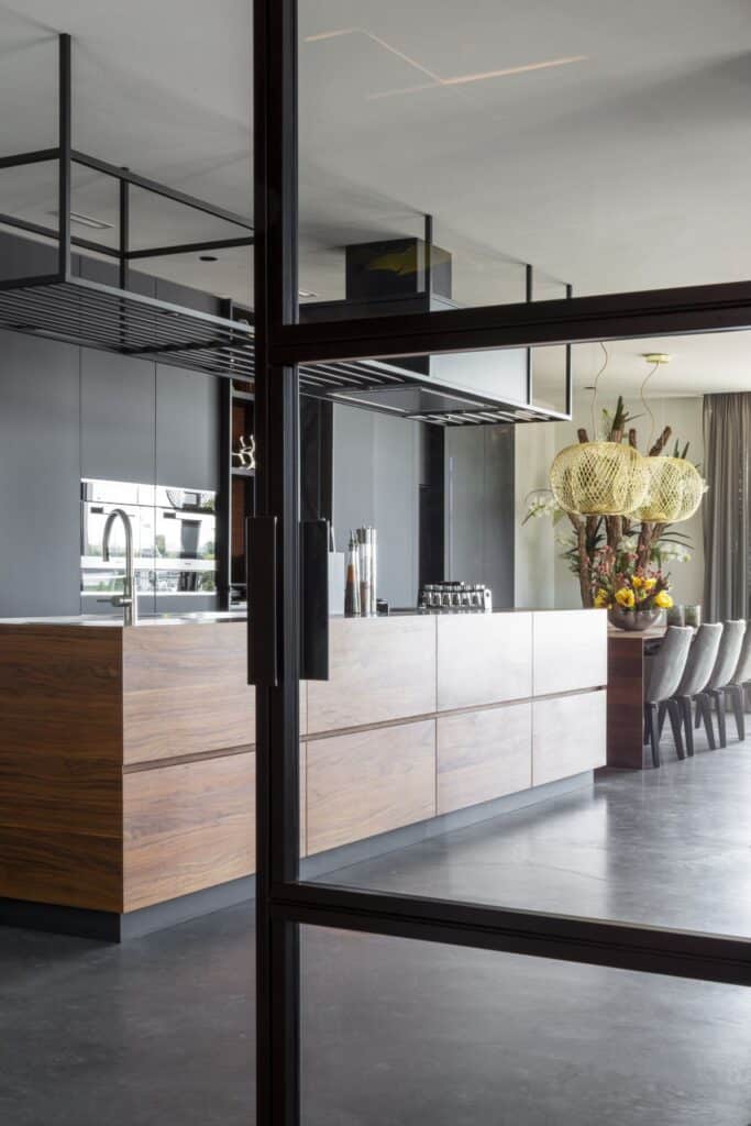 gevlinderde betonvloer appartement warmond