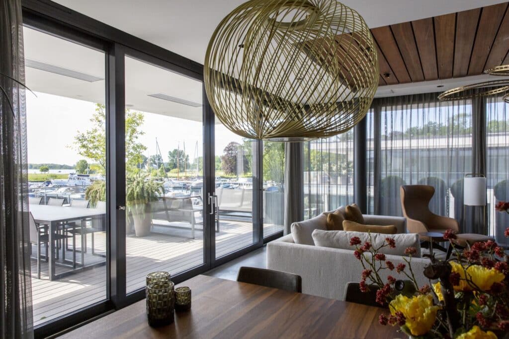 gevlinderde betonvloer appartement warmond