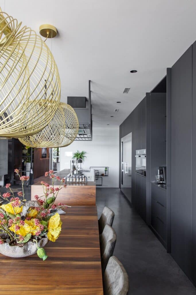 gevlinderde betonvloer appartement warmond