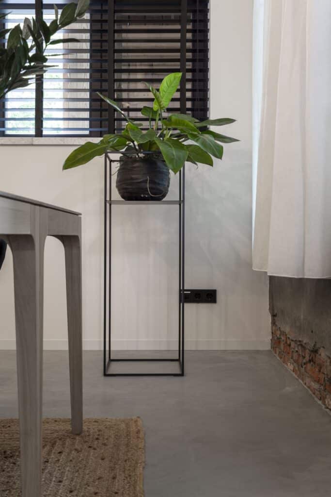 gevlinderde betonvloer kantoor terneuzen