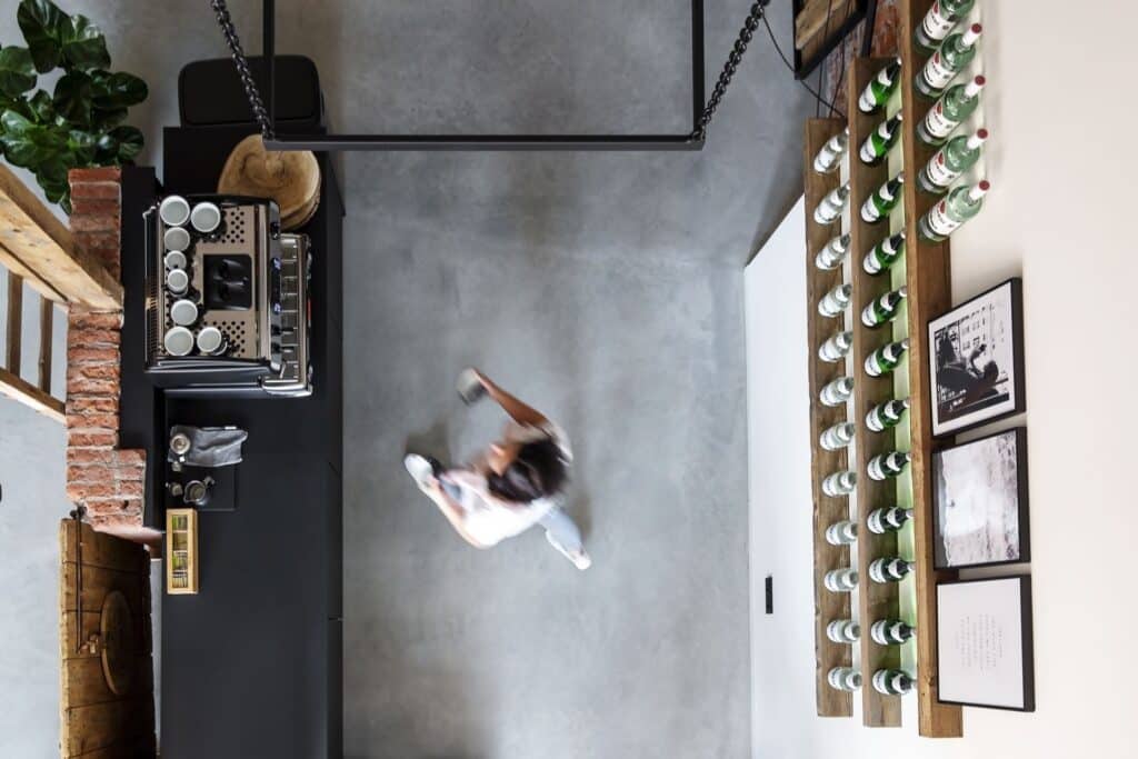 gevlinderde betonvloer kantoor terneuzen