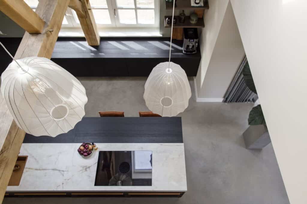 gevlinderde betonvloer boerderij horst