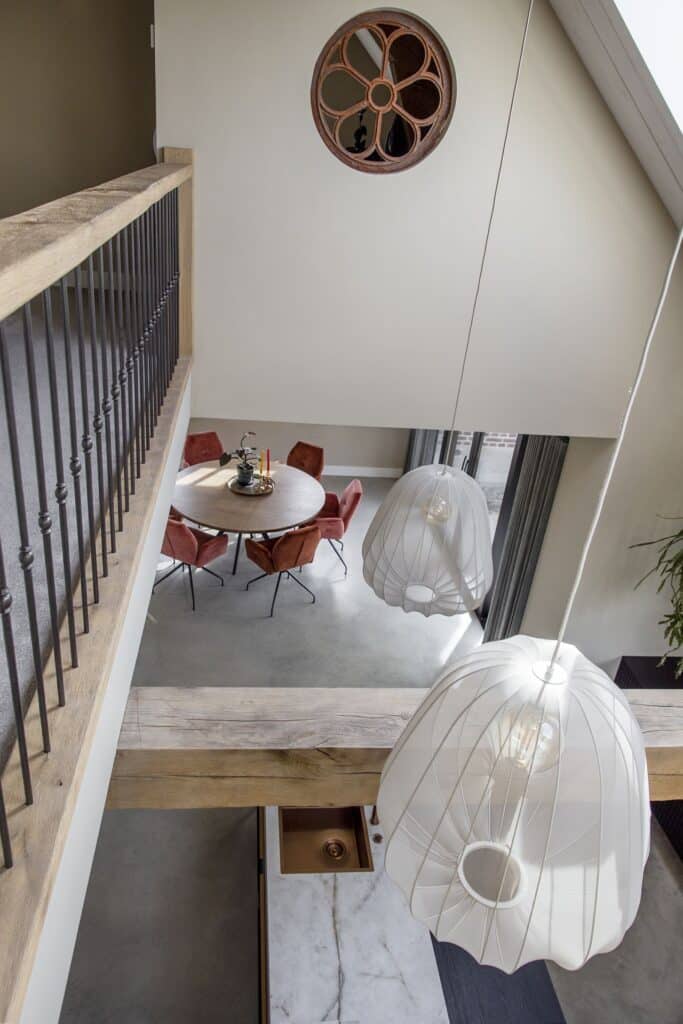 gevlinderde betonvloer boerderij horst