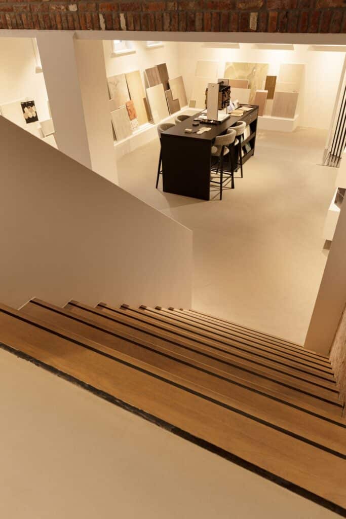 lavasteen gietvloer badkamer showroom dodewaard