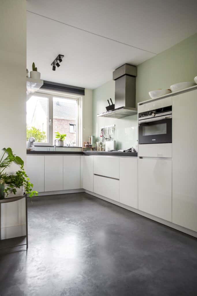 Gevlinderde betonvloer in Roermond (9)_lr