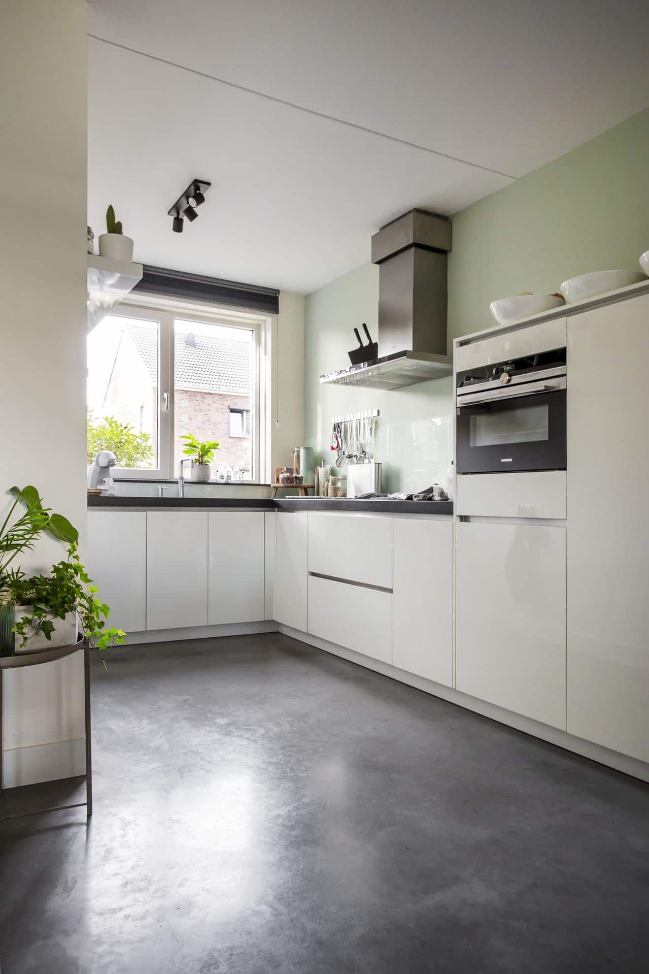 Gevlinderde betonvloer in Roermond (9)_lr
