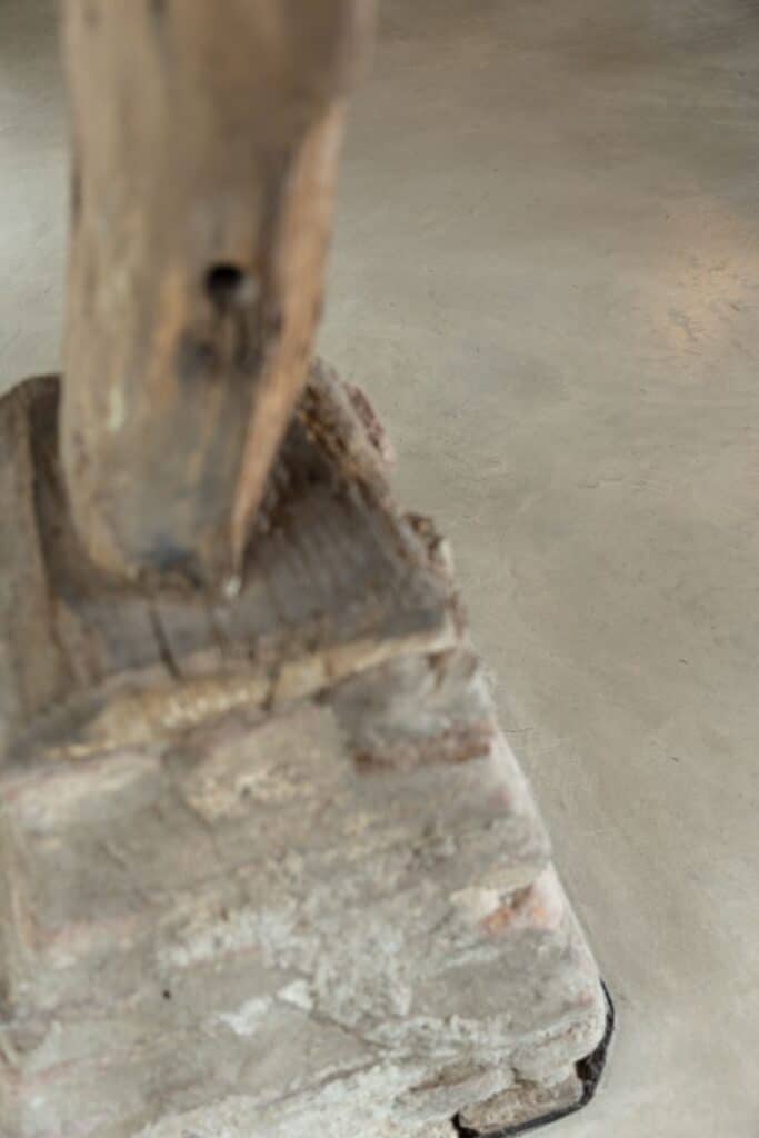 gevlinderde betonvloer en beton cire wanden wijchen