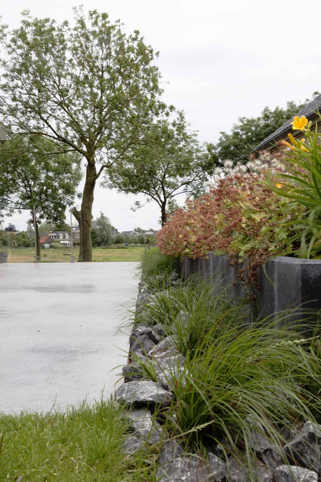 gevlinderd beton terras