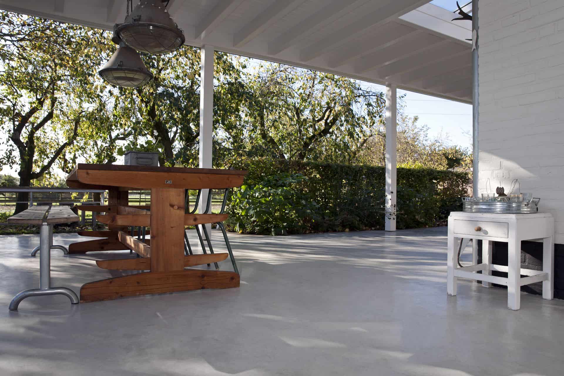 betonnen terrasvloer, terras van beton