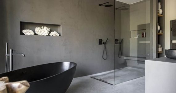 badkamer, badkamerinspiratie, gevlinderd betonvloer, beton ciré, betonlook, betonlook inspiratie