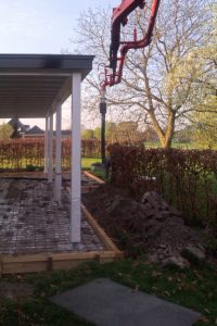 betonnen terras aanbrengen, betonnen terras
