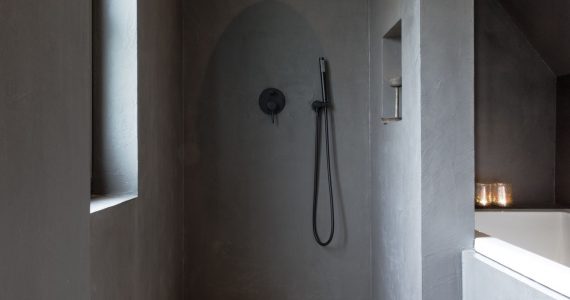 betonlook badkamer