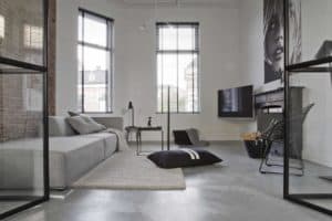 Betonvloer in een Scandinavisch interieur